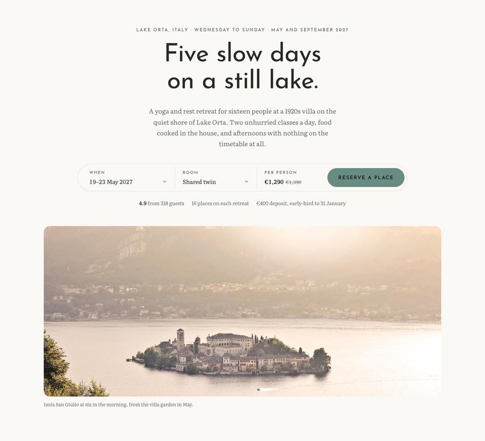 Wellness Retreat template — Hero section