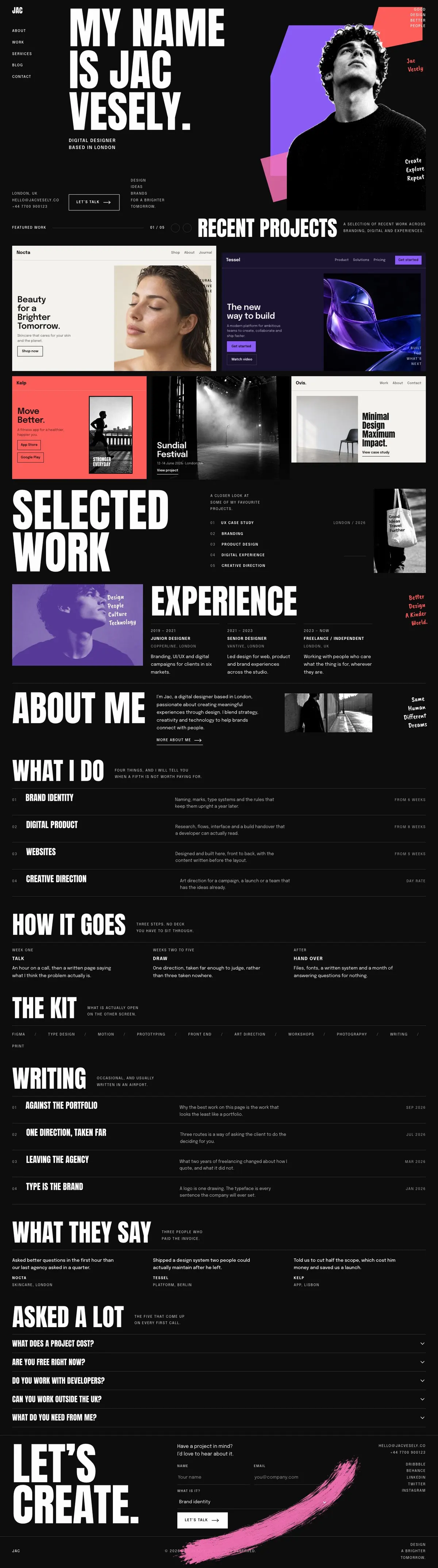 Online Courses Daylight template, the whole page on desktop